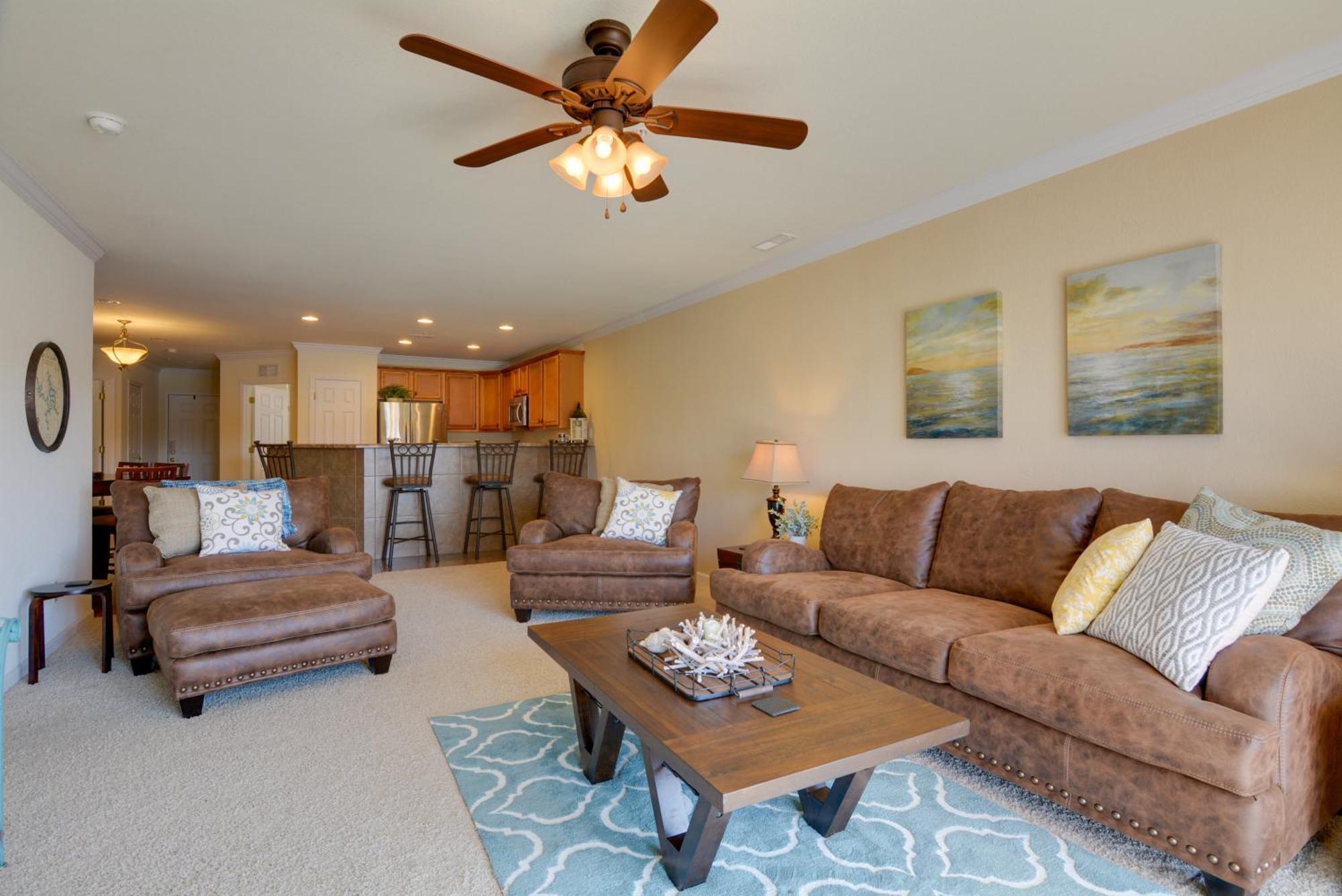 Lakefront Osage Beach Condo With Pool And Water Views! 外观 照片