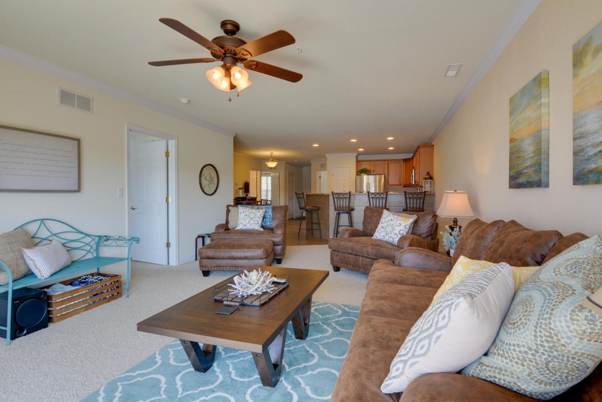 Lakefront Osage Beach Condo With Pool And Water Views! 外观 照片